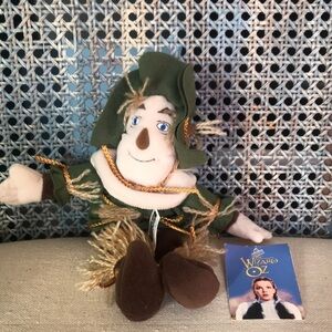 NWT vintage Wizard of Oz beanie scarecrow shelf sitter collectible
